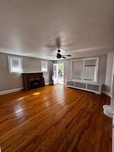 Building Photo - 203 N Reber St