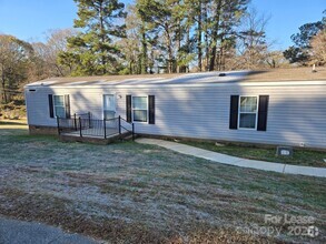 Building Photo - 105 Kimberly Cir