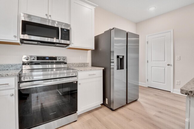 Foto del edificio - 2466 E 21st St