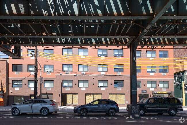 Building Photo - 4427 White Plains Rd