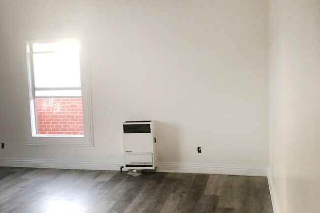 Foto del edificio - 1117 S Westlake Ave