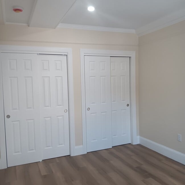 Foto del edificio - 99 N Main St