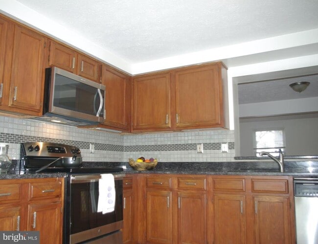 Foto del edificio - 5 Bayridge Ct