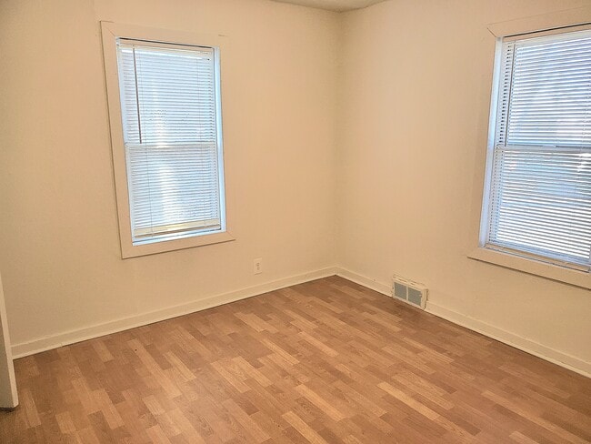 1st Floor bedroom #1 12x10 - 1701 168th St