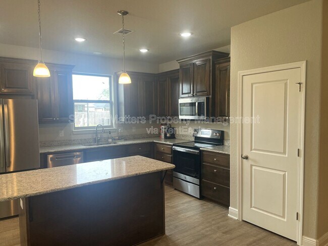 Building Photo - 3821 Ranch Rd