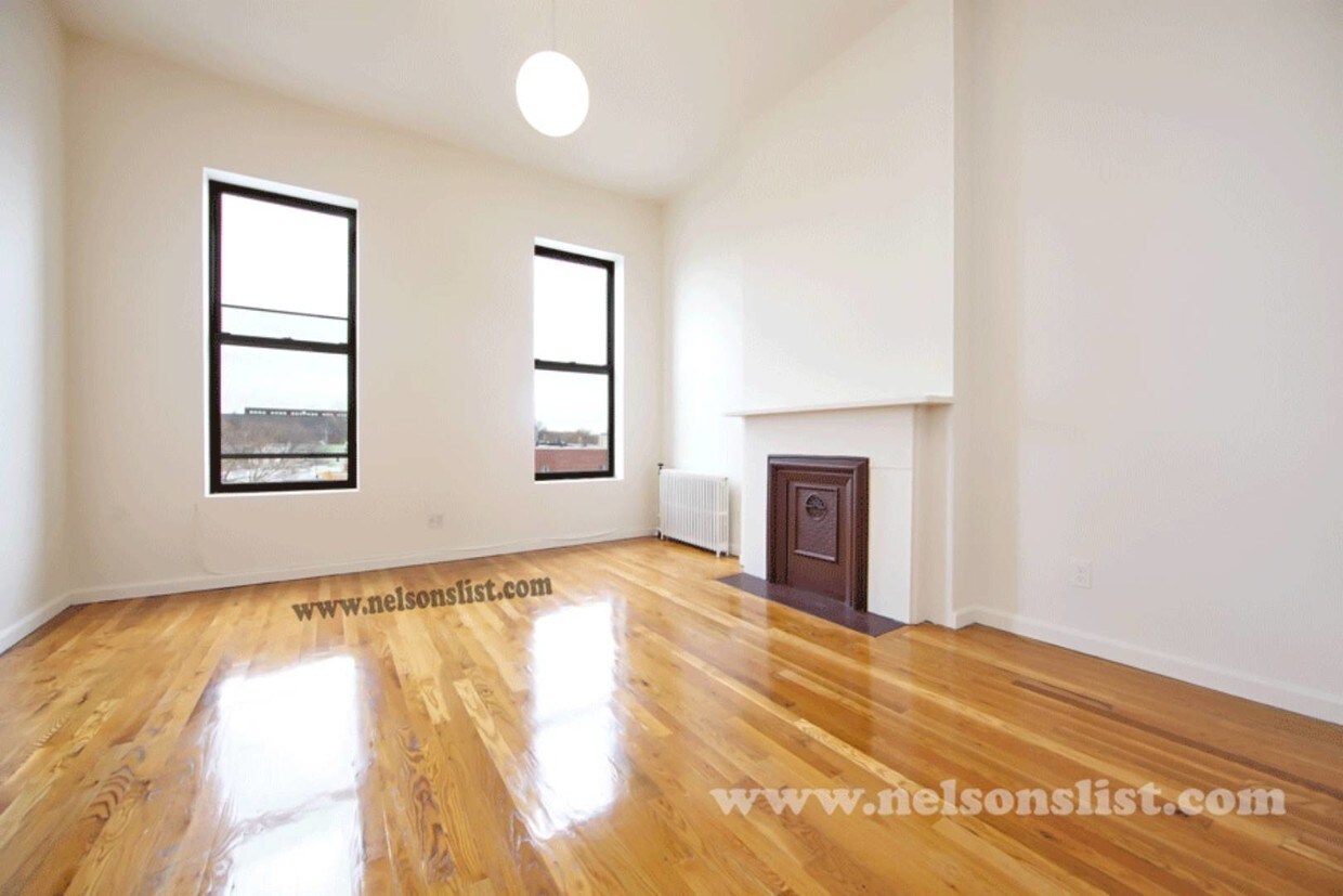 Foto principal - 392 Prospect Ave