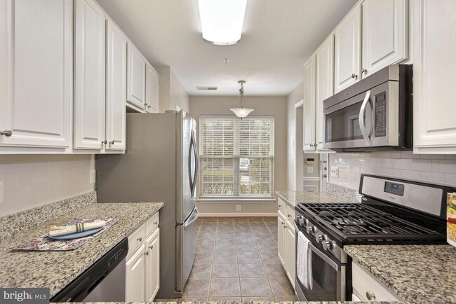Building Photo - 12751 Fair Crest Ct