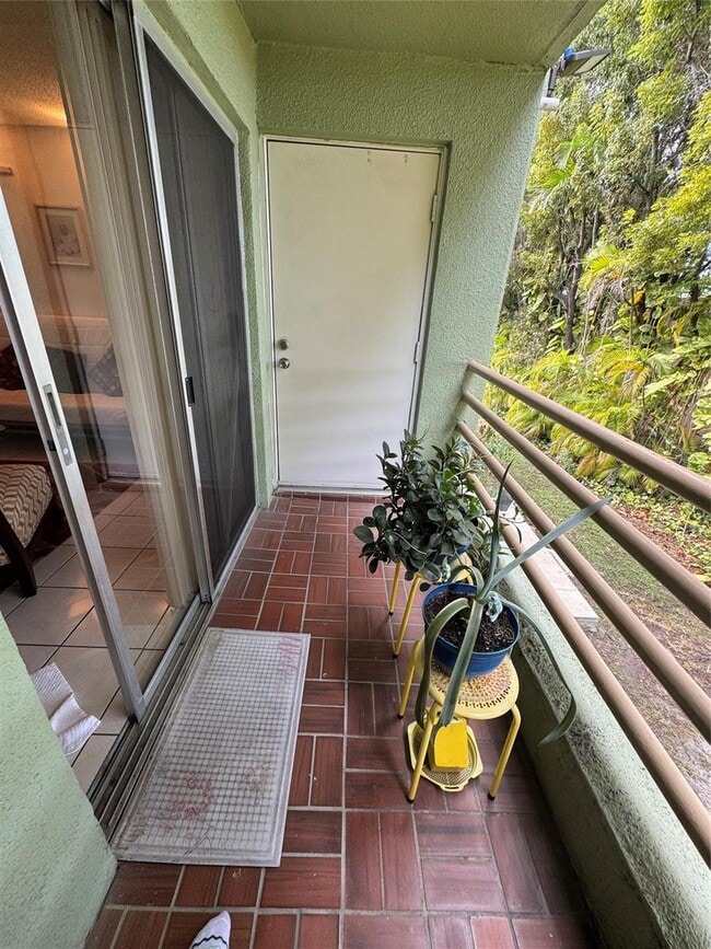 Foto del edificio - 11183 NW 7th St