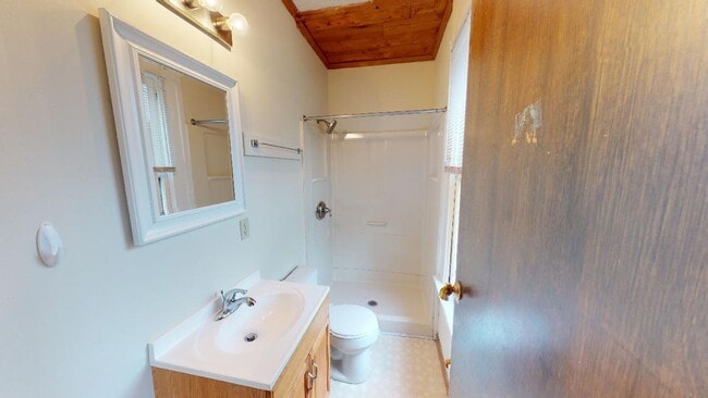 Foto del edificio - SHOWING NOW - For Fall 2026!  Inquire today!