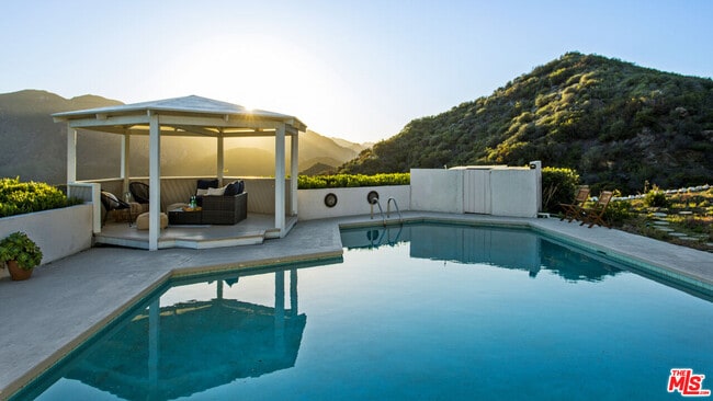 Building Photo - 26094 Mulholland Hwy