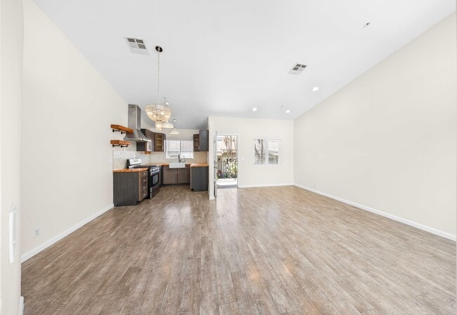 Building Photo - 11377 Osborne Pl