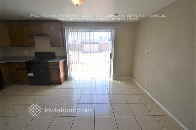 Foto del edificio - 1826 N 72nd Ln