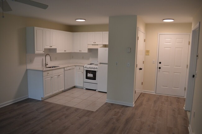 Building Photo - 50 Myano Ln