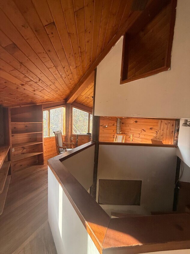 Foto principal - Cozy 2 Bedroom, 1 Bath, With a great Locat...