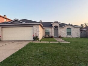 Building Photo - 224 Lake Texoma Dr