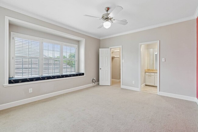 Building Photo - 1705 S Cottonwood Valley Cir