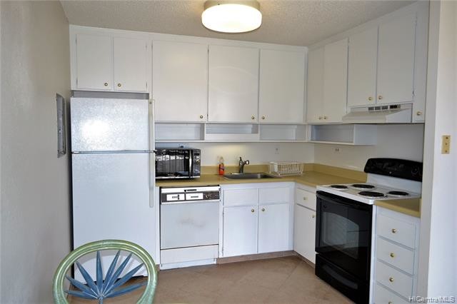 Building Photo - 2754 Kuilei St