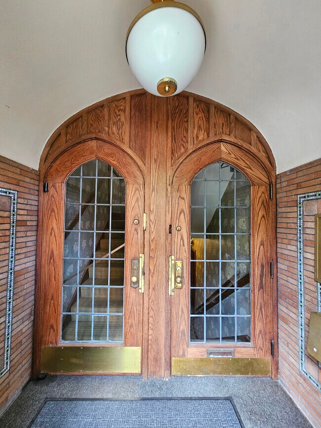 Foto del edificio - 5656 S Dorchester Ave