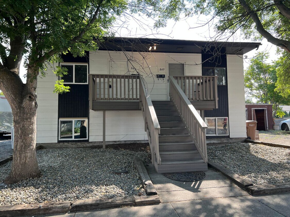 Foto principal - 847/849 3rd St.