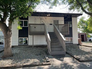 Building Photo - 847-849 3rd St