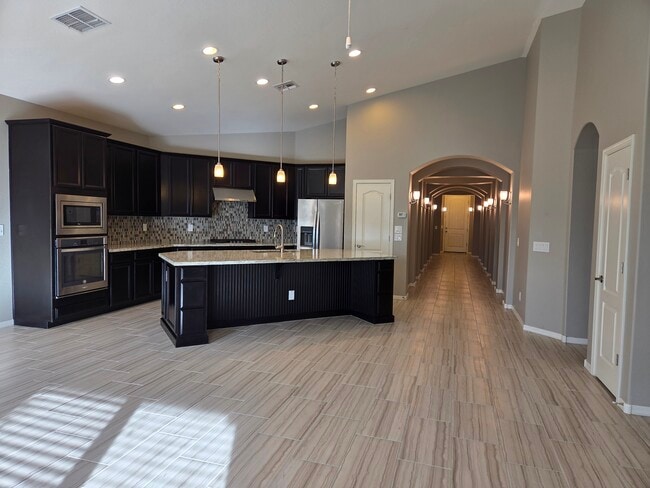 Building Photo - 4614 S Euler Ln