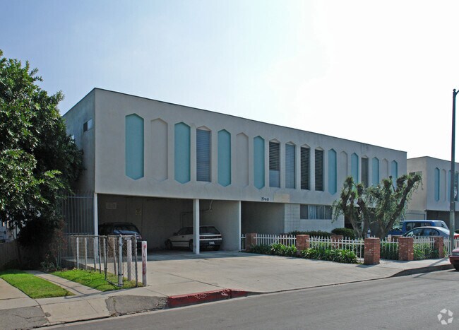 Foto del edificio - 1946-1954 Bedford St