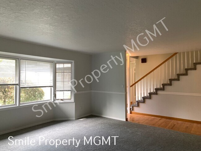 Foto del edificio - Spacious 5 bedrooms house in Beaverton