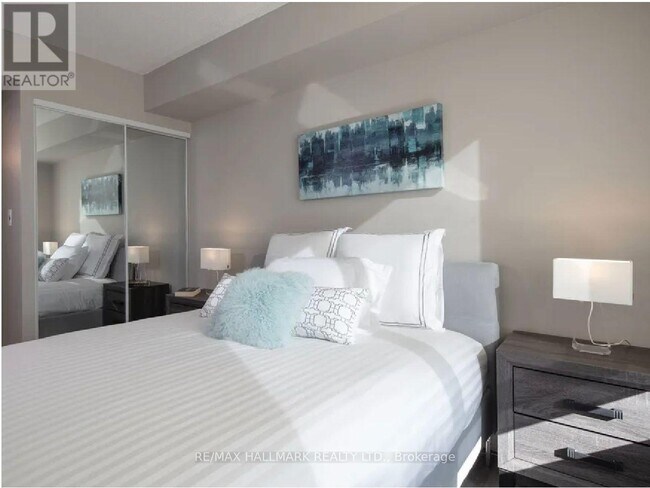 Photo du bâtiment - 167 Church St