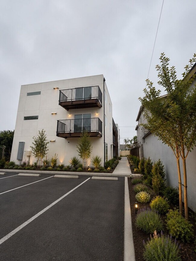 Foto del edificio - 1259 Lincoln Ave