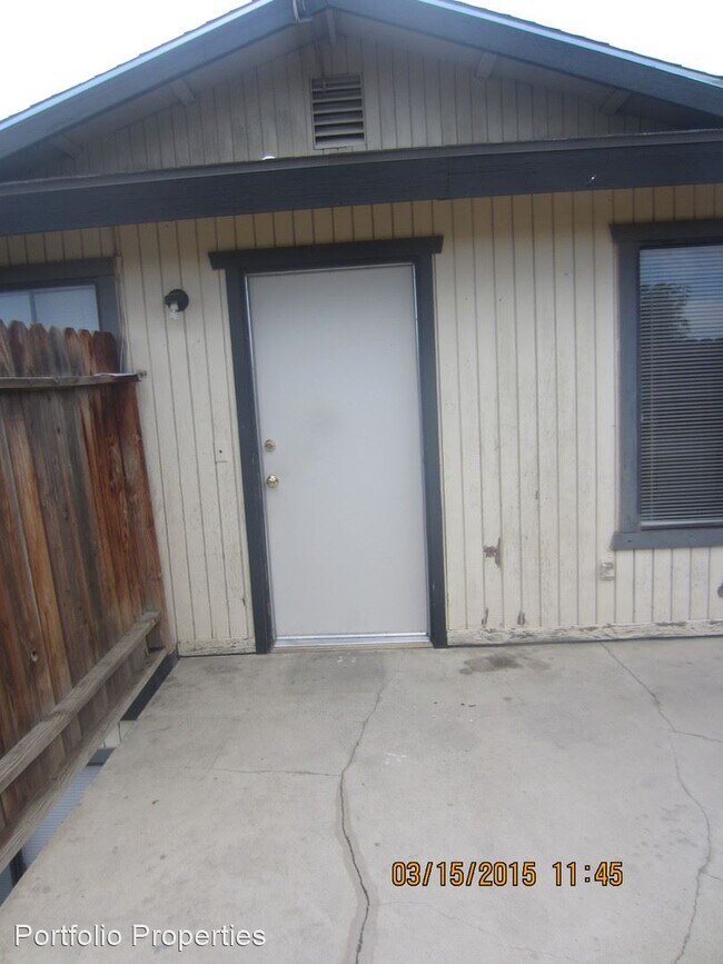 Building Photo - 2820 N Half Moon Dr