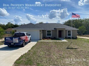Building Photo - 9649 Bahia Rd