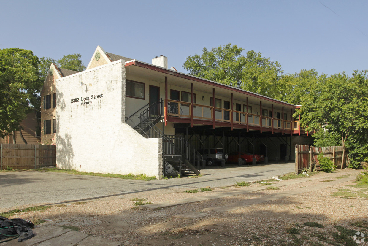 Primary Photo - 2302 Leon Street Apartments