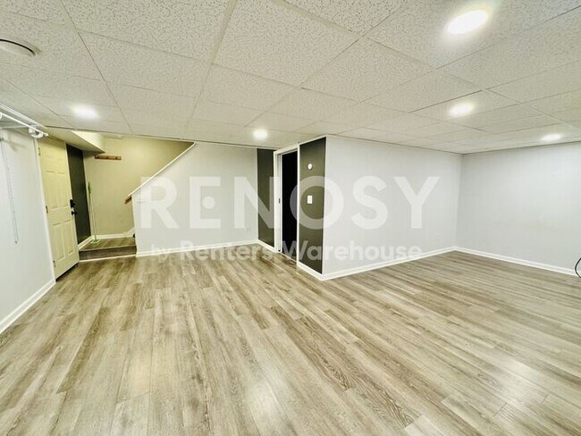 Foto del edificio - 1308 Landmark Trail S