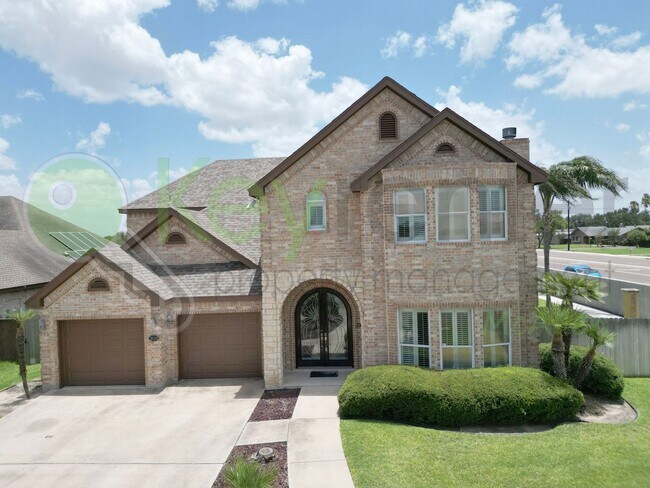 Foto del edificio - Gorgeous 4b/4.5bath house in McAllen
