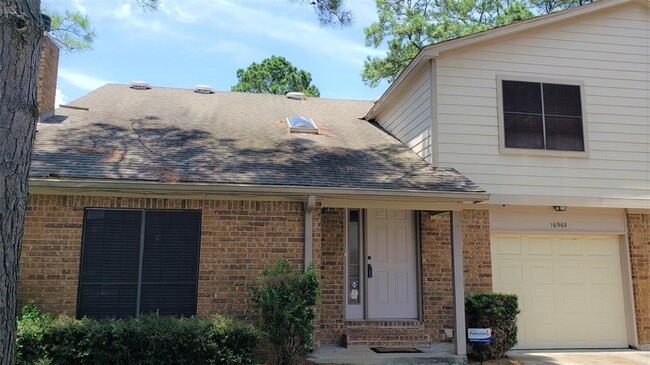 Building Photo - 16960 Timberwork Rd