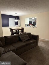 Building Photo - 254 Red Jade Dr