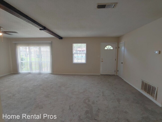 Foto del edificio - 3 br, 1.5 bath House - La Ceiba Dr. 4925