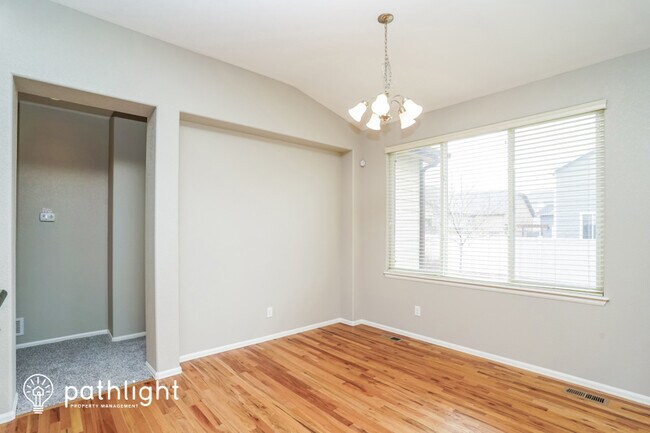 Building Photo - 6878 Red Cardinal Loop