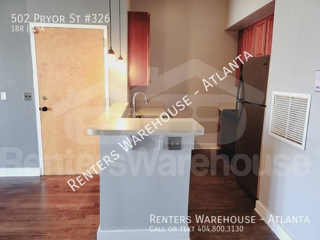 Building Photo - Spacious 1 Bedroom in Dwntwn Atlanta!