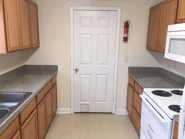 Photo - Three bedroom two bathroom house