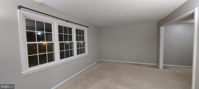 Building Photo - 10507 Assembly Dr