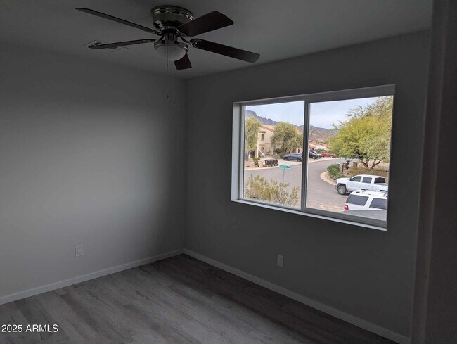 Building Photo - 6134 S Borego Rd