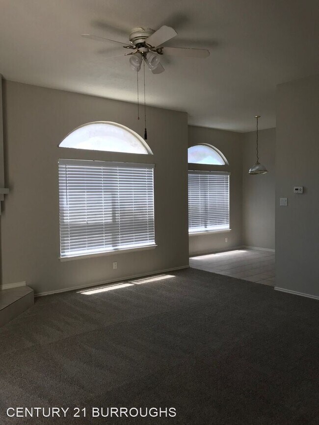 Foto del edificio - 3 br, 1 bath House - 4126 Sunrise Point