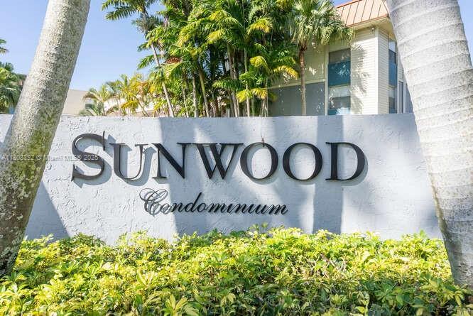 Foto principal - 4600 SW 67th Ave