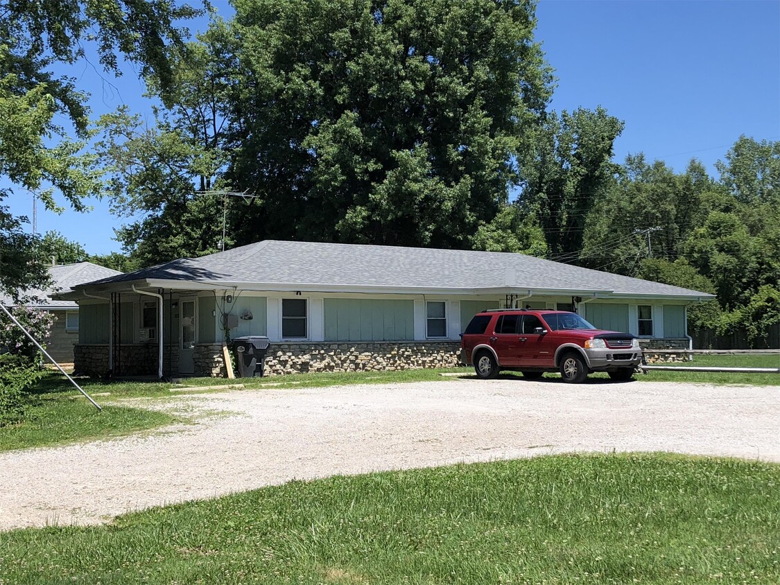 Primary Photo - 1114 S Stockport Dr