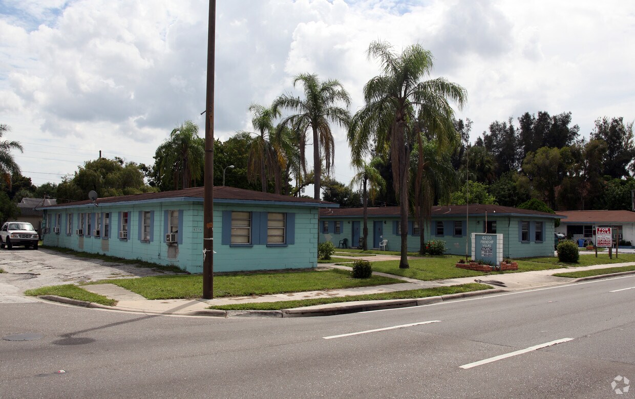 Building Photo - 