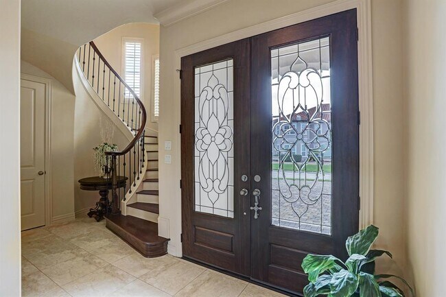 Foto del edificio - 1914 Mystic Arbor Ln