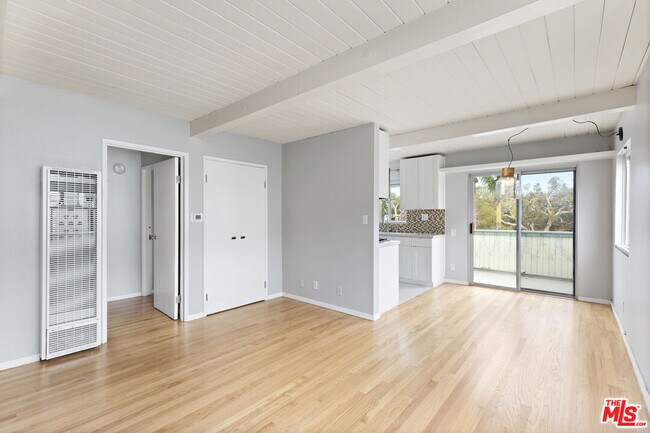 Building Photo - 2625 6th St