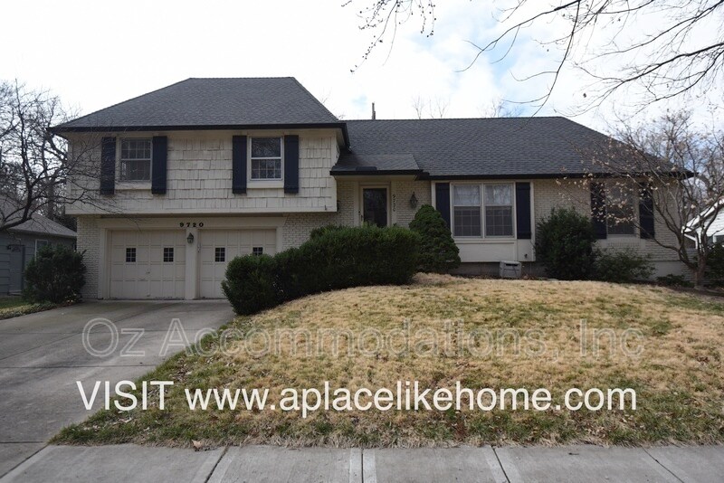 Primary Photo - 9720 Roe Ave