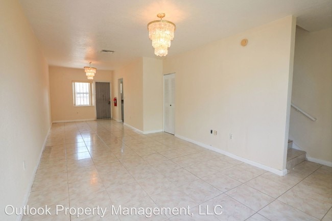 Building Photo - 2 br, 1 bath House - 308 Nw 85 ST